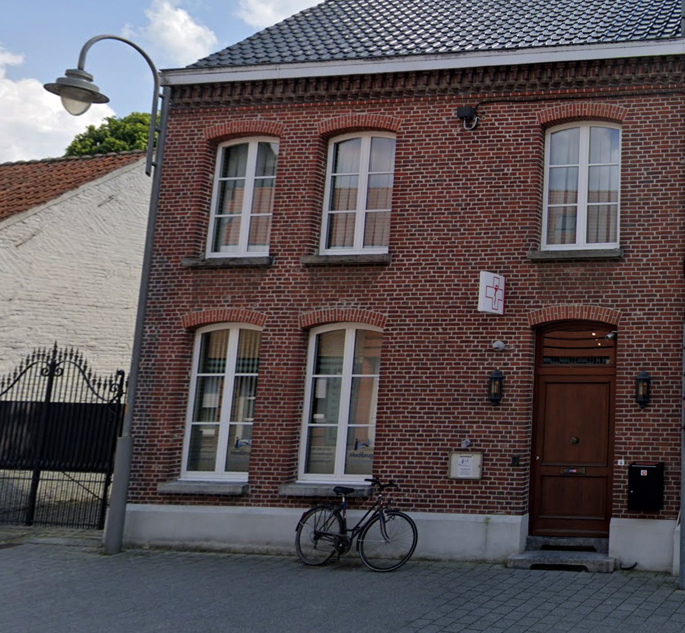 Podoloog Zingem voert een biomechanisch onderzoek uit voor op maat gemaakte podologische zolen